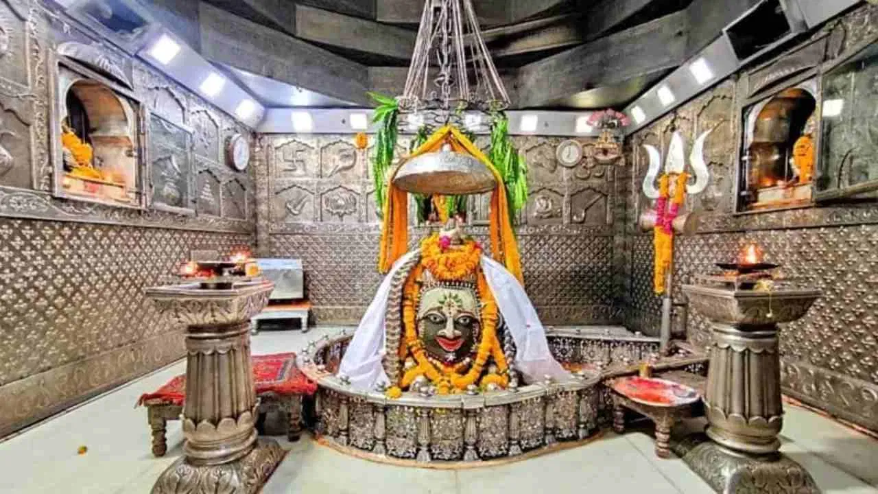 Manokamneshwar Mahadev Mandir Shantinagar